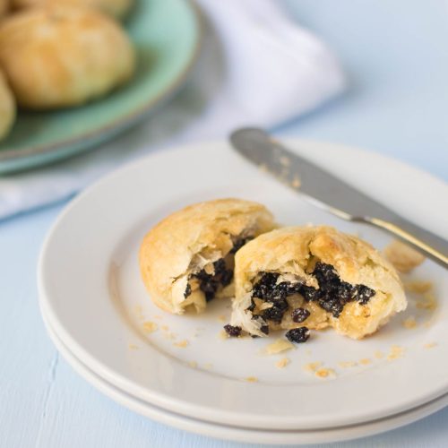 Eccles-cake.jpg